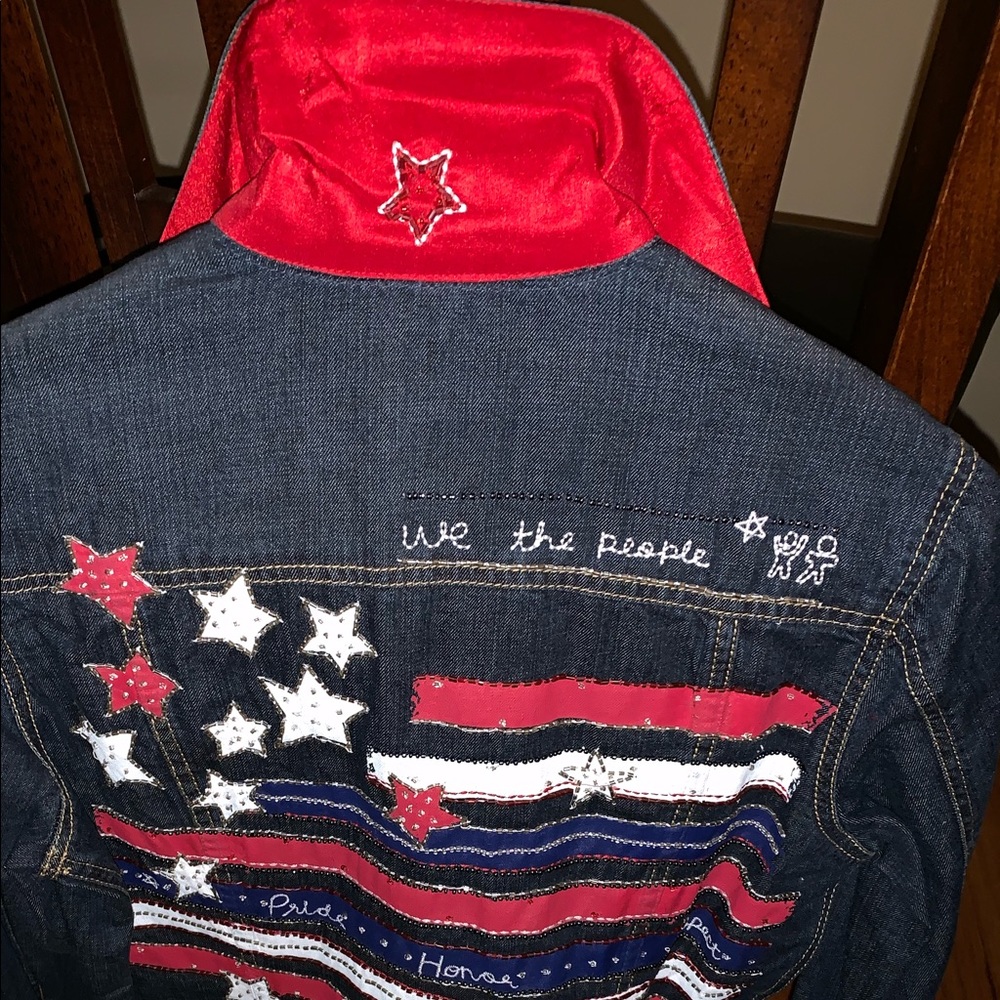 🔥HOT ITEM🔥 Gorgeous Jean Jacket